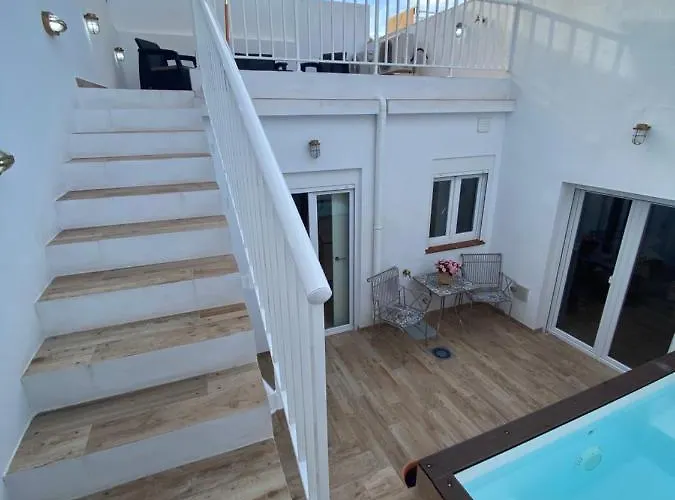 Casa Noah Nyaraló *